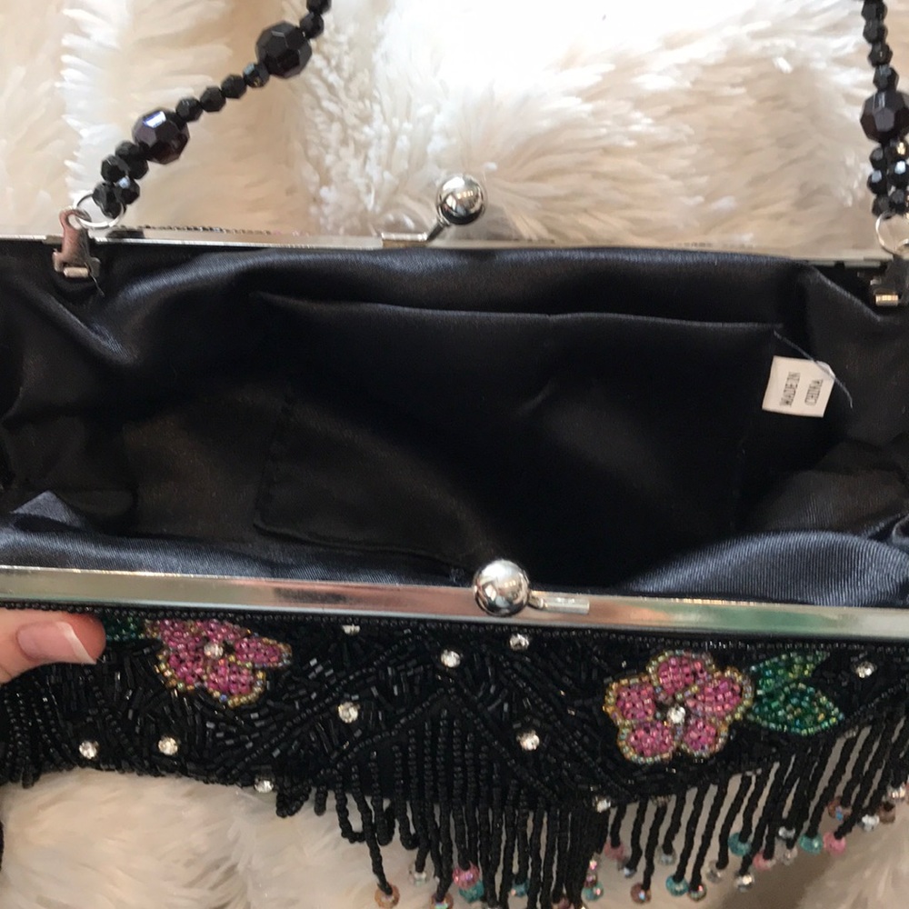BEADED PURSE - Picture 4 of 9